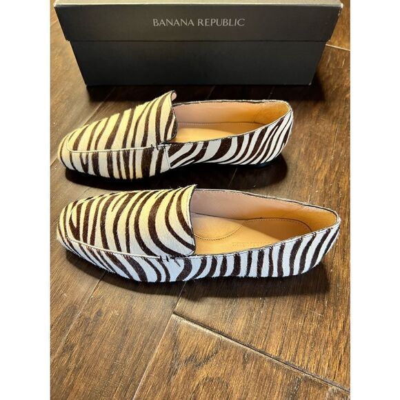 Banana Republic Loafers  - Picture 2 of 4